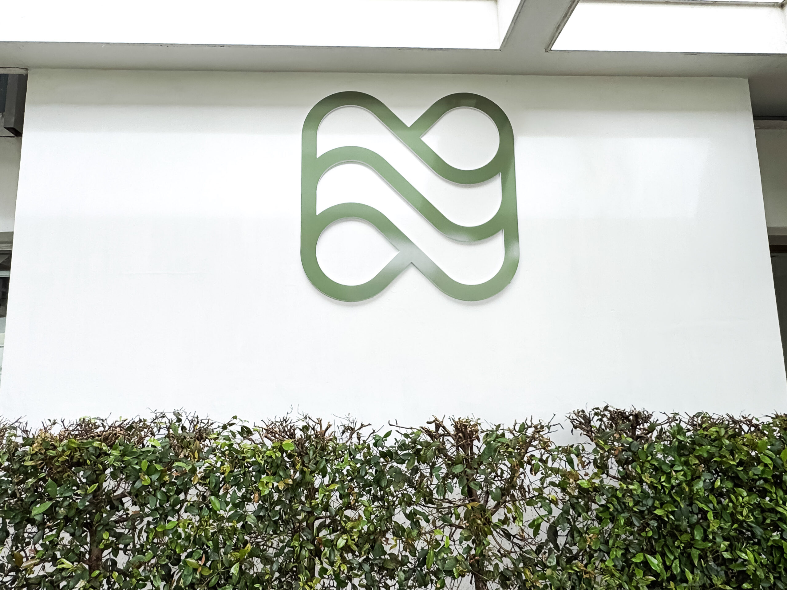 Noa Hotel signage, Manukau Road